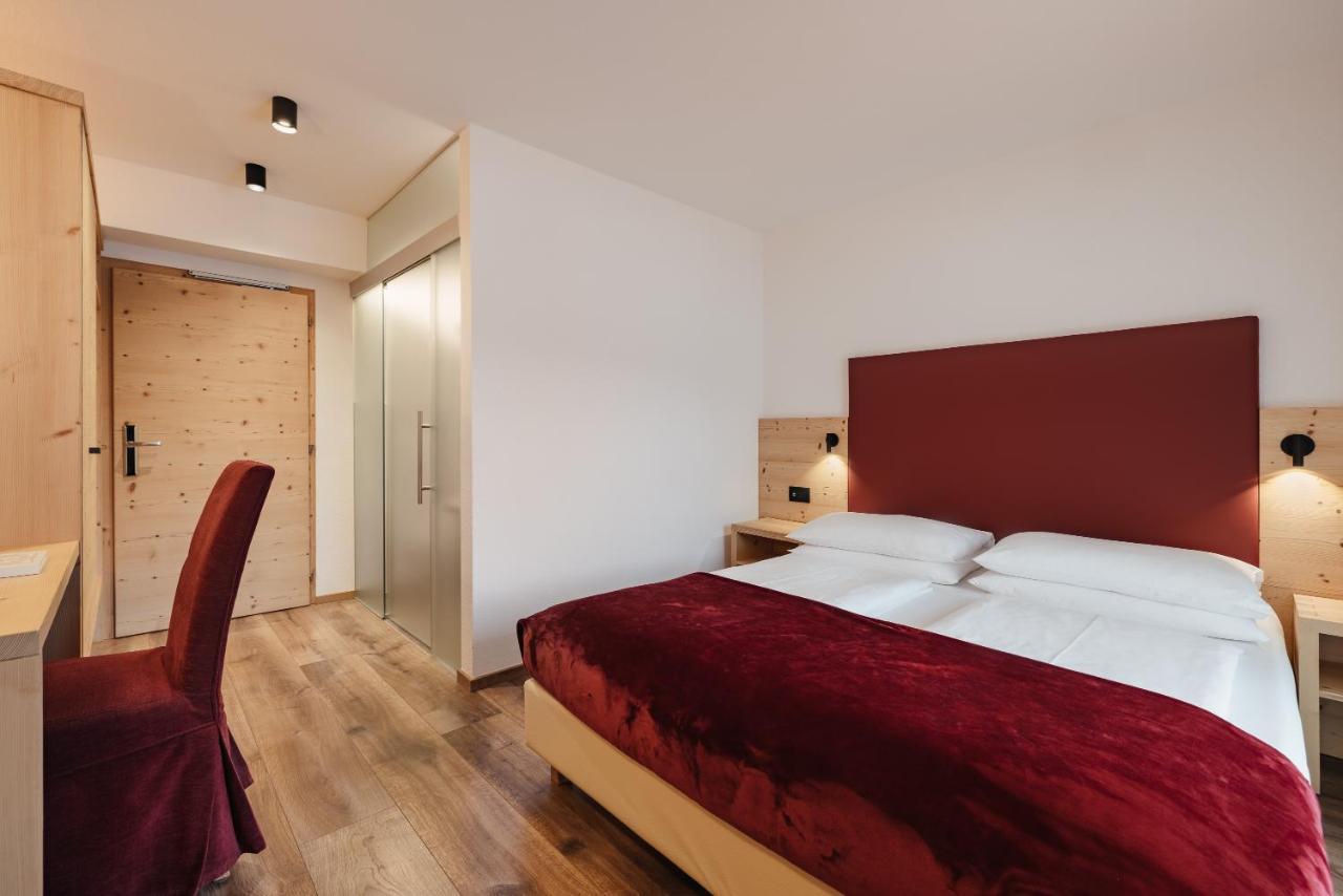 Hotel Pradat Корвара-ин-Бадия Экстерьер фото